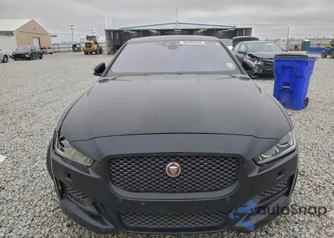 2017 Jaguar Xe R - Sport z USA, uszkodzony, nr VIN SAJAF4BV3HA961198